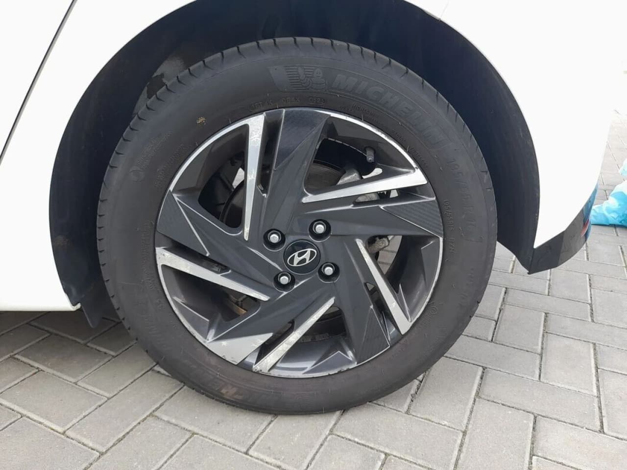 Hyundai i20 - zdjęcie 10