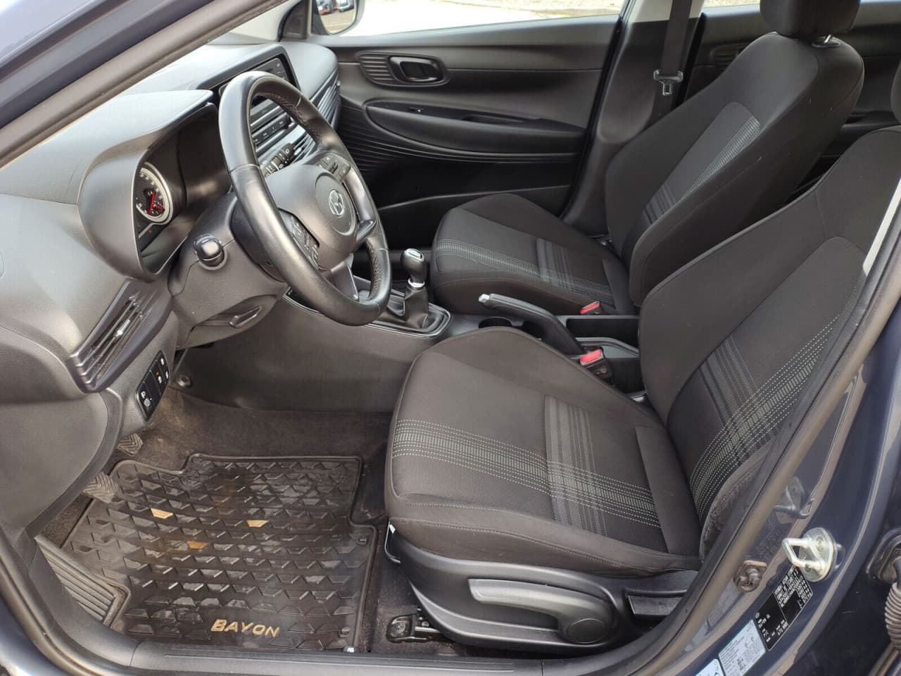 Hyundai Bayon - zdjęcie 14